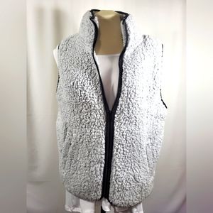 SO light gray wooly vest   women's L   #1109